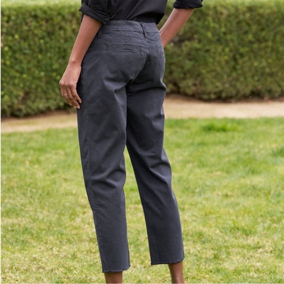 Frank & Eileen Wicklow Italian Performance Twill Pant in Washed Black - Picture 2 of 6